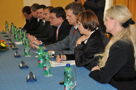 Česká část delegace při jednání na ministerstvu obrany