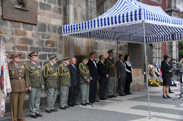 Čestní hosté u Staroměstské radnice v Praze