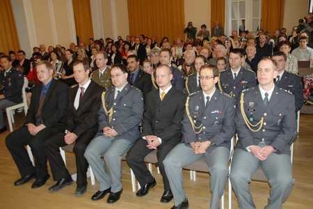 Promoce doktorandů na Univerzitě obrany
