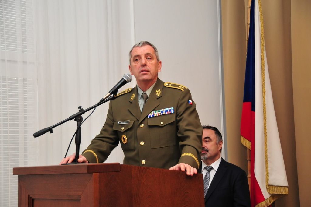 Ředitel Sekce rozvoje sil MO generálmajor Ivo Střecha při závěrečném proslovu