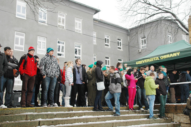 Zájemci o studium na UO