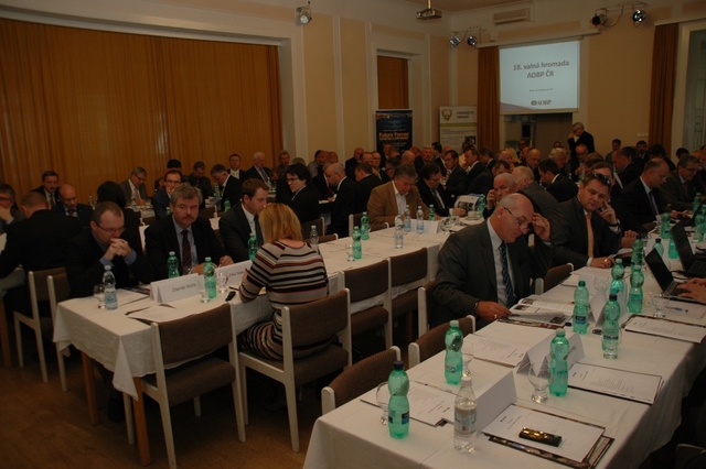 Účastníci 18. valné hromady AOBP ČR