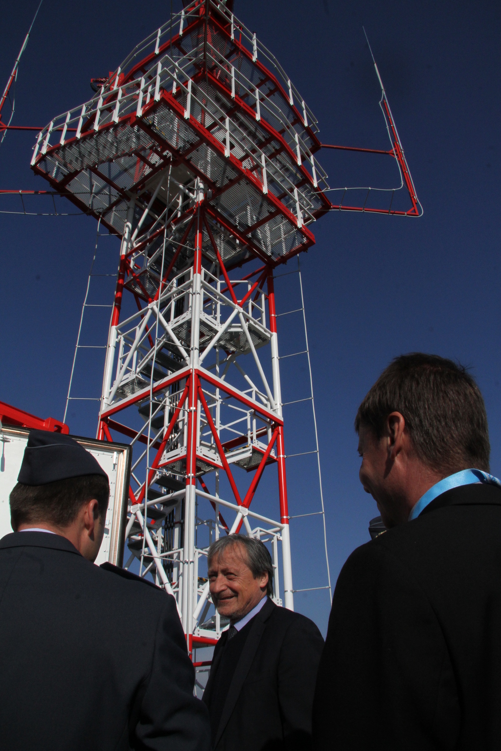 Ministr obrany Martin Stropnický v rozhovoru se zástupci firmy ELDIS