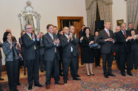 Předvánoční setkání v Hrzánském paláci 8