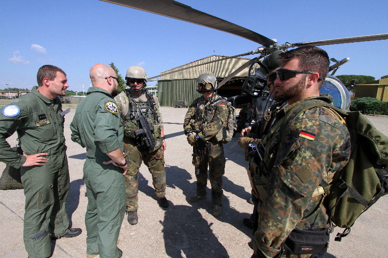 08 Předletová příprava českých pilotů Mi-24 a německých leteckých návodčích