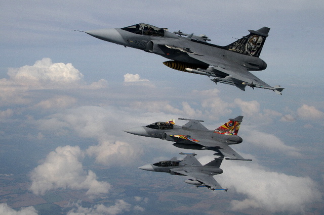  Skupina letounů JAS-39C a JAS-39D