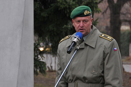 Generálmajor Miroslav Žižka podtrhl fakt, že je generál Pernický vzorem pro dnešní vojáky české armády