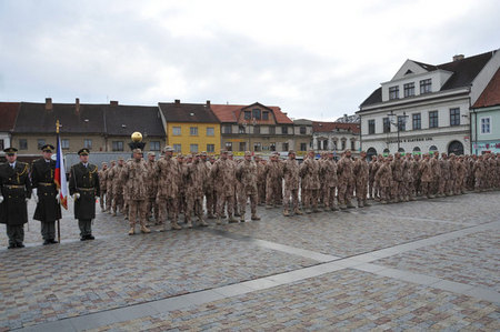 Ze slavnostního nástupu na Masarykové náměstí v Brandýse nad Labem