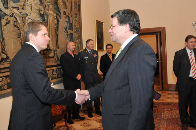 Předvánoční setkání v Hrzánském paláci 9