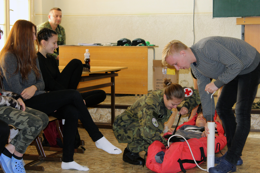  Zdravotnická připrava je hodně o praktických zkouškách
