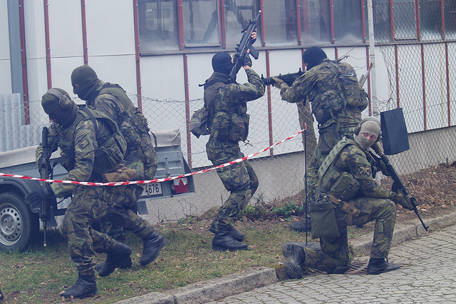 Dynamická ukázka studentů ze zájmové skupiny Commandos 