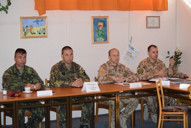  plukovník Švejda, major Štěpánek, kapitán Šoman a kapitán Ondruš