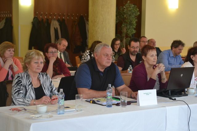 Zástupci ČMOSA na setkání s ministrem obrany Martinem Stropnickým