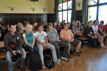 Z besedy se studenty žateckého gymnázia