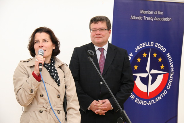 Ministryně obrany Švédska Karin Enstrom a Alexandr Vondra