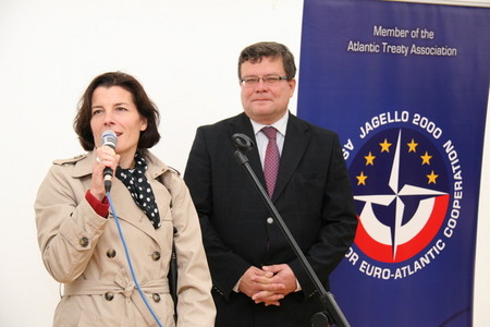 Ministryně obrany Švédska Karin Enstrom a Alexandr Vondra