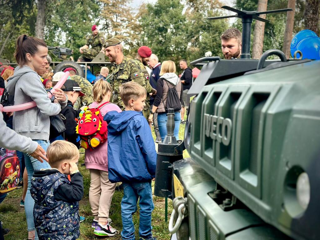 Den hrdinů na Výstavišti opět s armádou