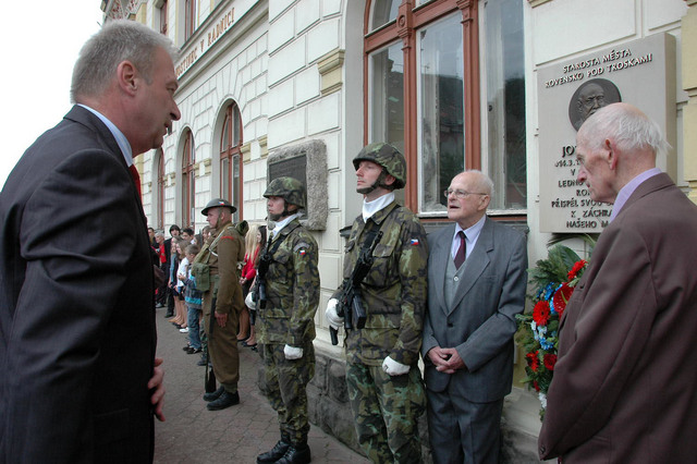 Ministr obrany Vlastimil Picek