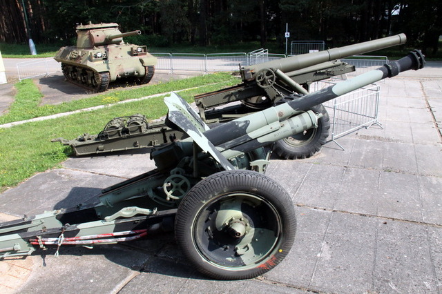 105mm houfnice vzor 41 (1)