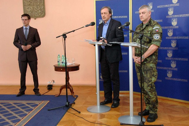 Z tiskové konference