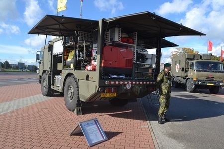 Statická ukázka techniky AČR - MDA, malý dekontaminační automobil