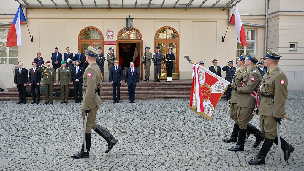  Ministr obrany Martin Stropnický  se setkal se svým protějškem 