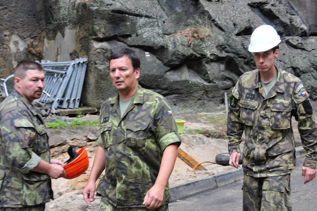 Zleva: major Jaroslav Janáček, podplukovník Pavel Maňas a nadporučík Petr König