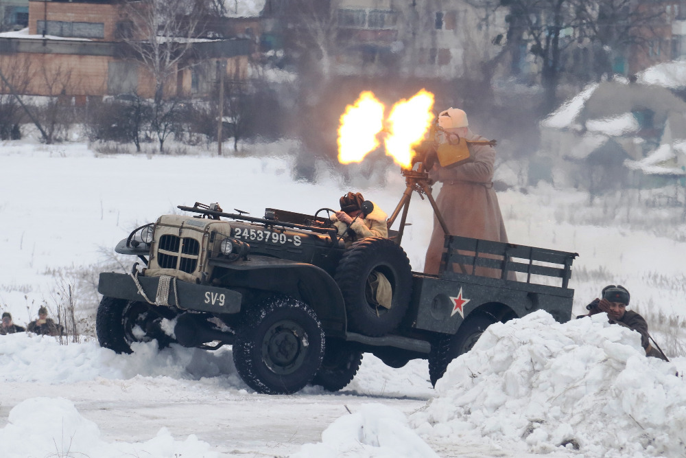 Kulometná palba přímo z vozidla