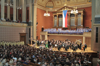  Zaplněné hlediště Rudolfina