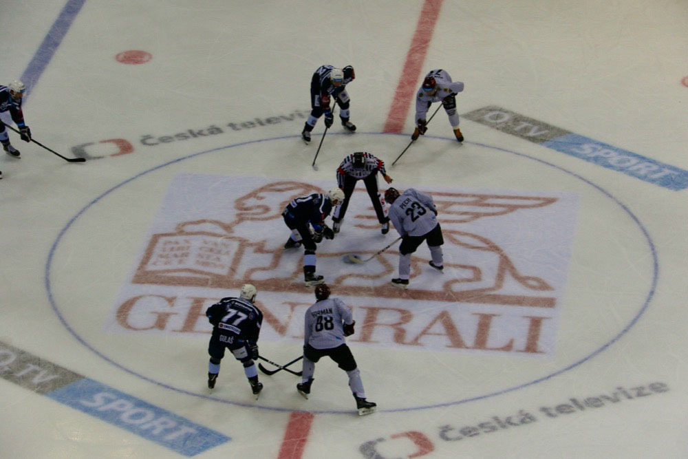 Zahajovací buly zápasu