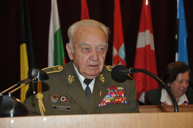 Na bojové události na Dukle zavzpomínal generál Miroslav Masopust