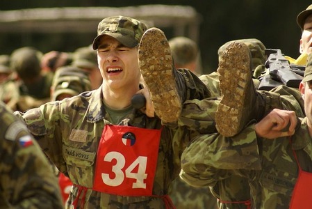 Nejčastěji nasazovaný útvar české armády, výsadkový prapor, vybíral nováčky