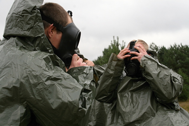  Oblékání do ochranných prostředků