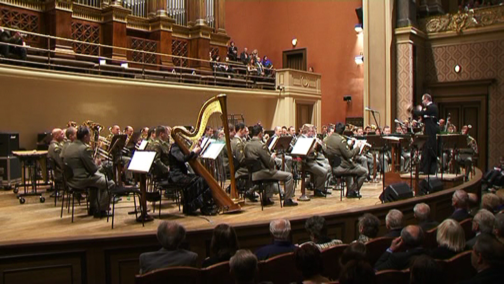 Ústřední hudba AČR ve Dvořákově síni pražského Rudolfina