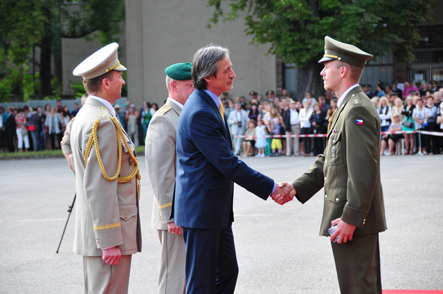 Blahopřání poručíku Buršíkovi