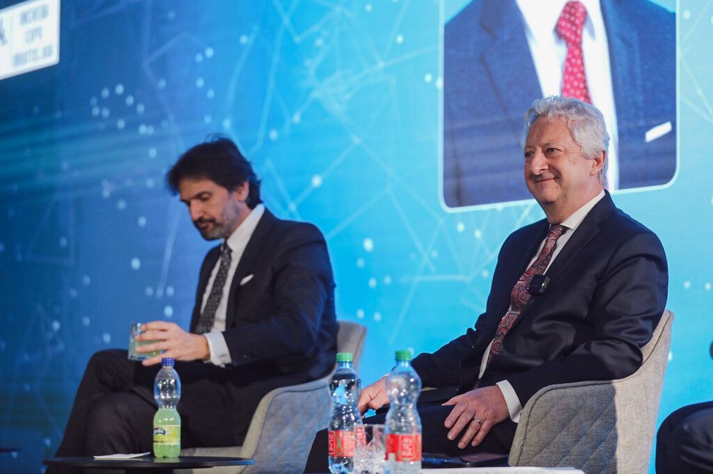 Ministr obrany dnes navštívil mezinárodní veletrh IDEB v Bratislavě