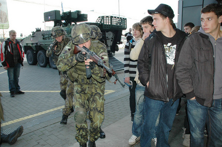 Ukázky taktického výcviku skupiny COMMANDOS

