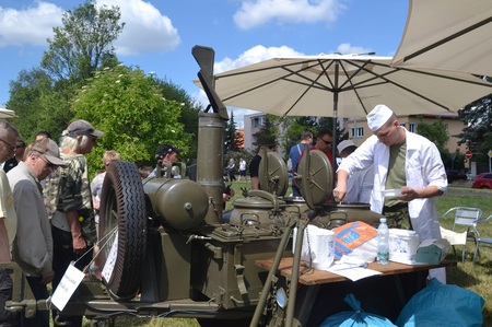 Na pravém vojenském guláši si pochutnalo přes sedm set návštěvníků