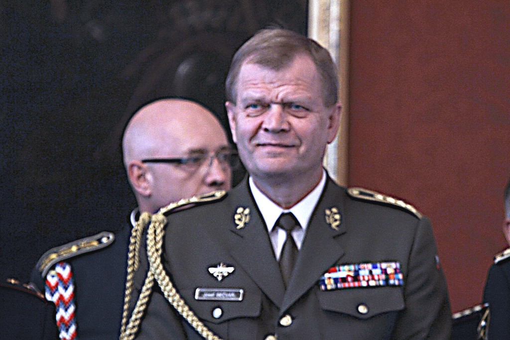 Jmenování nových generálů se zúčastnil náčelník GŠ AČR armádní generál Josef Bečvář