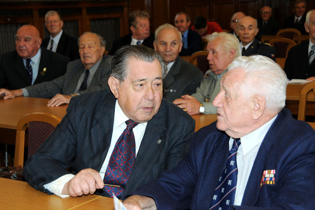 Čestní hosté setkání účastníků SNP (7)