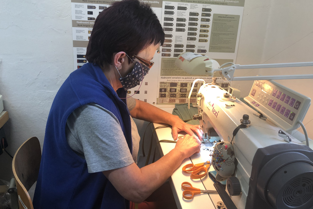 Nový rekruti bez roušek nenastoupí