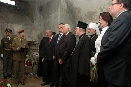 Alexandr Vondra: Byli to hrdinové. Česká armáda má na koho navazovat 