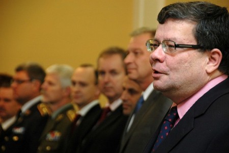 Ministr obrany poděkoval za práci nejlepším zaměstnancům