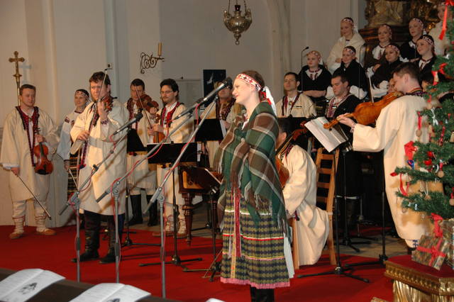 Z vánočního setkání s Ondrášem ve vojenském kostele sv. Jana Nepomuckého (2)