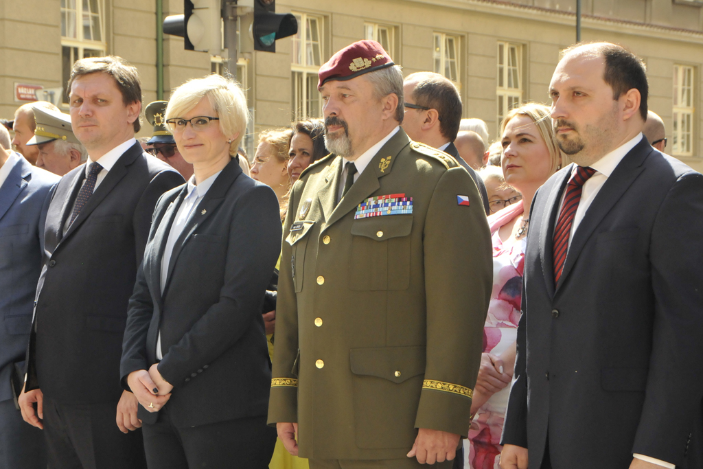 Ministryně obrany Karla Šlechtová a NGŠ generálporučík Aleš Opata