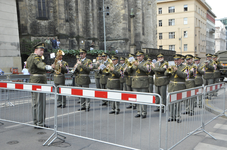 Ústřední hudba AČR při pietním ceremoniálu hrála smuteční pochody