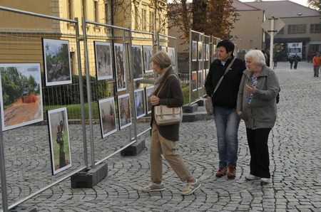 Výstava Ten druhý život ukazuje fotografie z misí