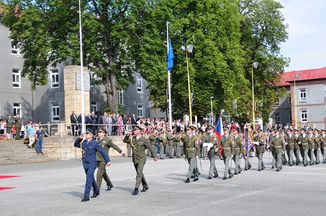 Slavnostní pochod absolventů