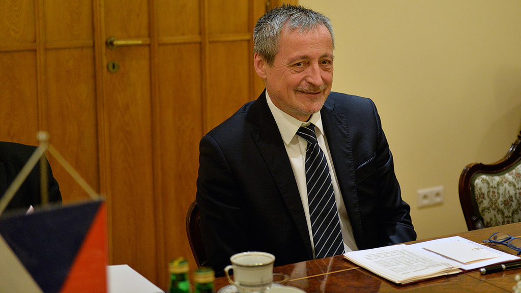  Ministr Stropnický během jednání