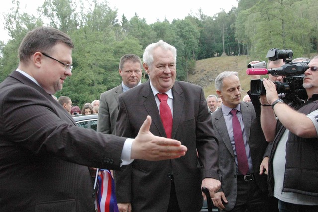 Pietního aktu se zúčastnil prezident Miloš Zeman